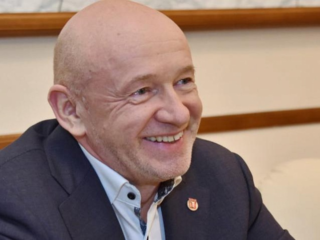 Владимир Платонов: "Туризм - одна из ведущих отраслей отечественной экономики"